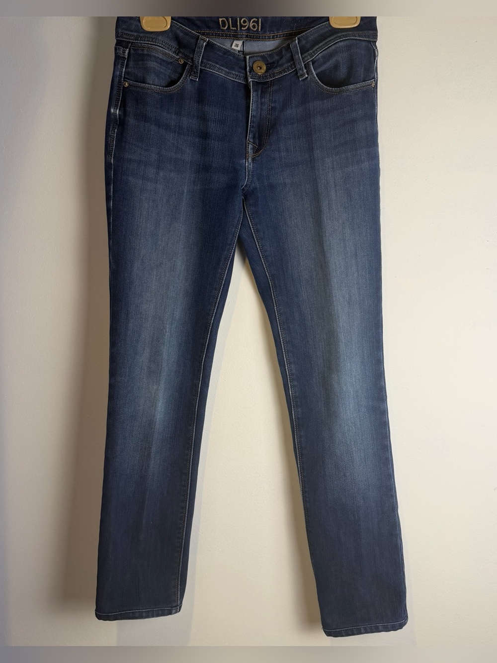 DL1961 Women’s  CoCo Curvy Straight Jeans in Dark Blue Wash